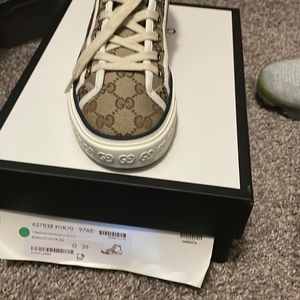 Gucci womens sneaker
